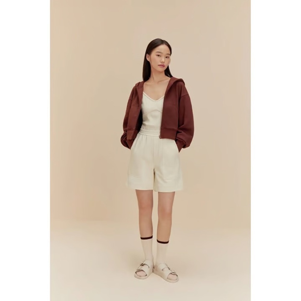 NEIWAI NWT CROPPED SWEATSHIRT - Picture 2 of 6